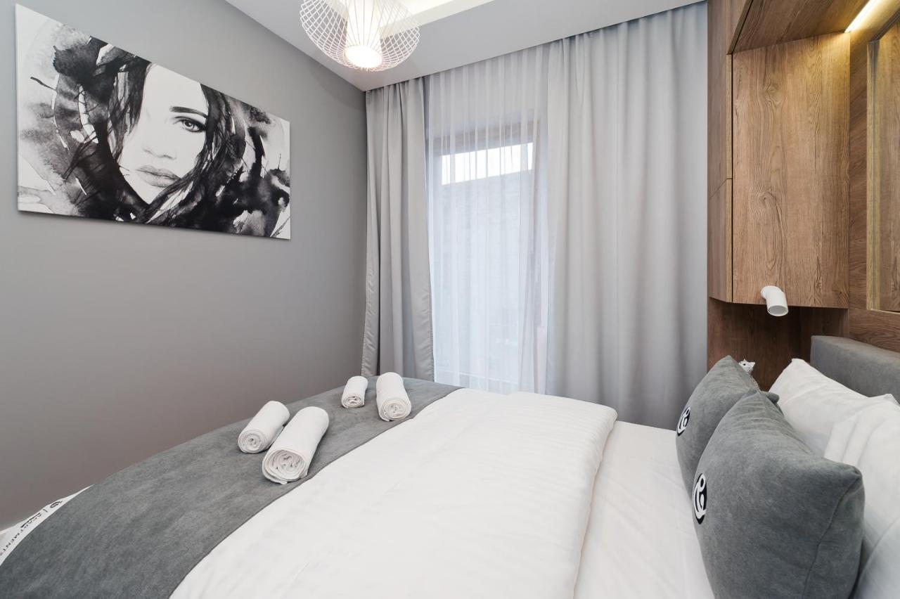 Central Apartments By Bed&Bath Krakow Luaran gambar