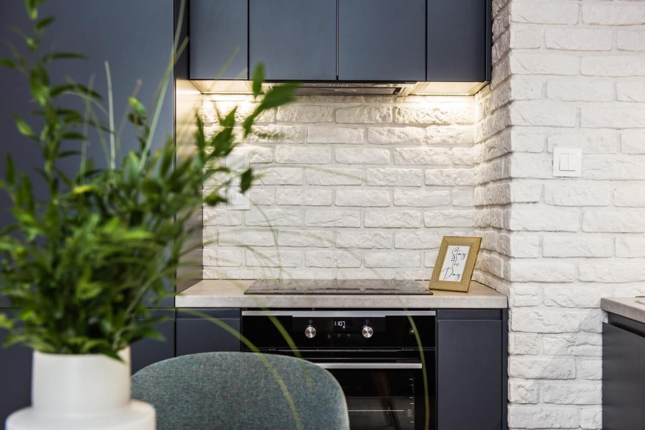 Central Apartments By Bed&Bath Krakow Luaran gambar
