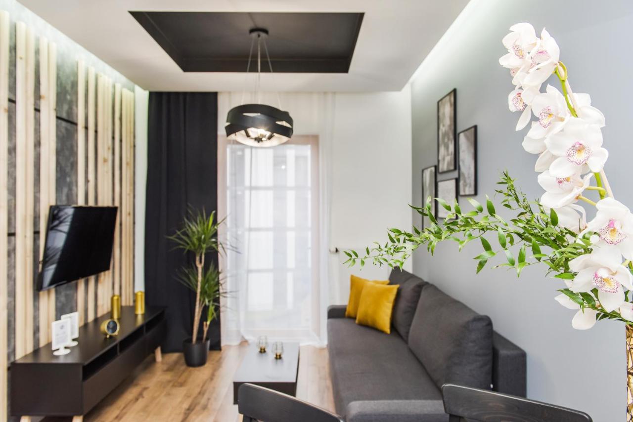 Central Apartments By Bed&Bath Krakow Luaran gambar