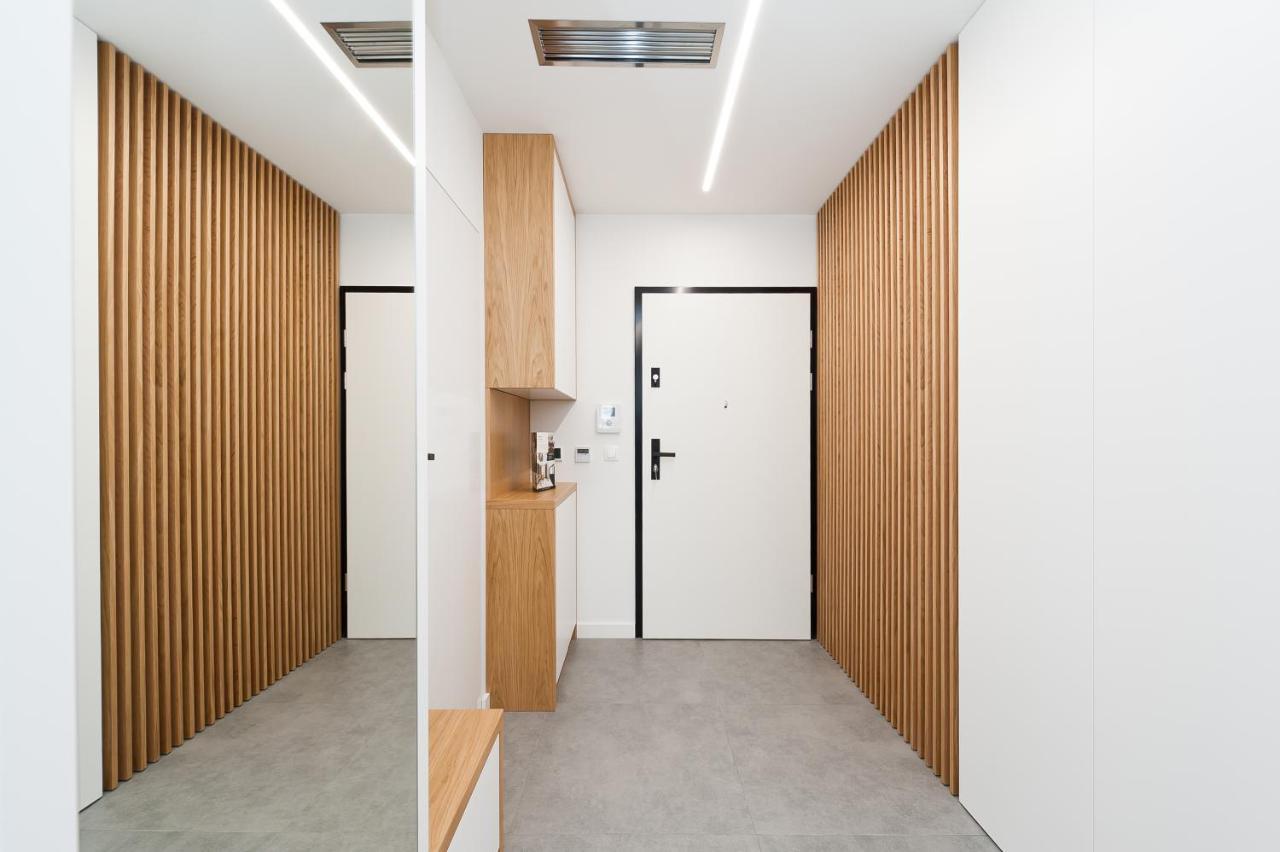 Central Apartments By Bed&Bath Krakow Luaran gambar