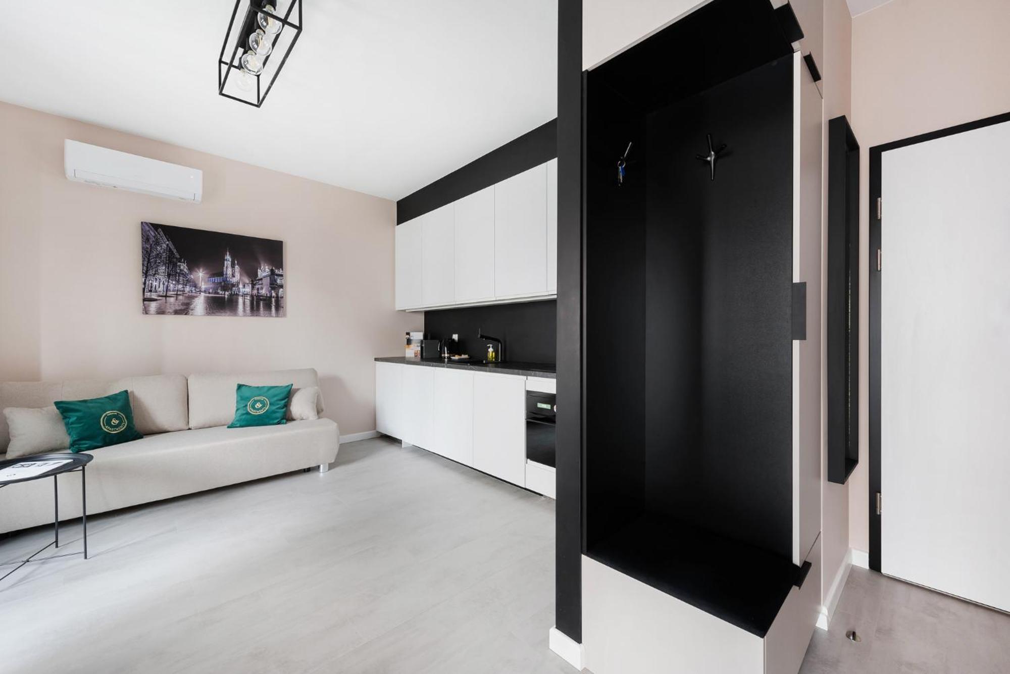 Central Apartments By Bed&Bath Krakow Luaran gambar