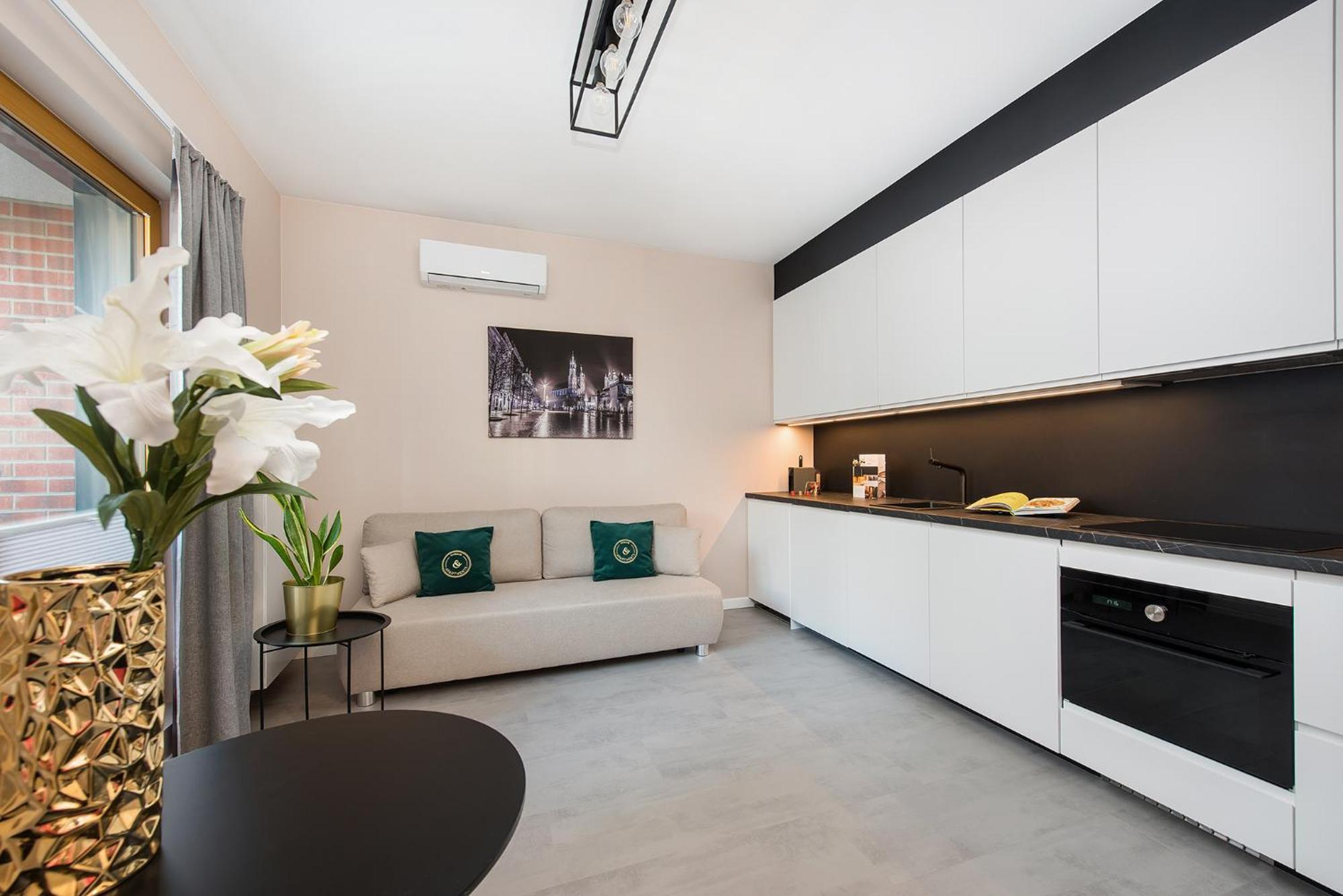 Central Apartments By Bed&Bath Krakow Luaran gambar